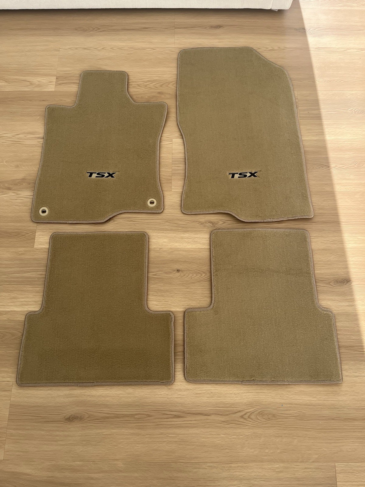 2009-2014 Acura TSX Floor Mats Tan Beige Carpet Full Set NEW OEM 2009-2014 Acura TSX Floor Mats Tan Beige Carpet Full Set NEW OEM