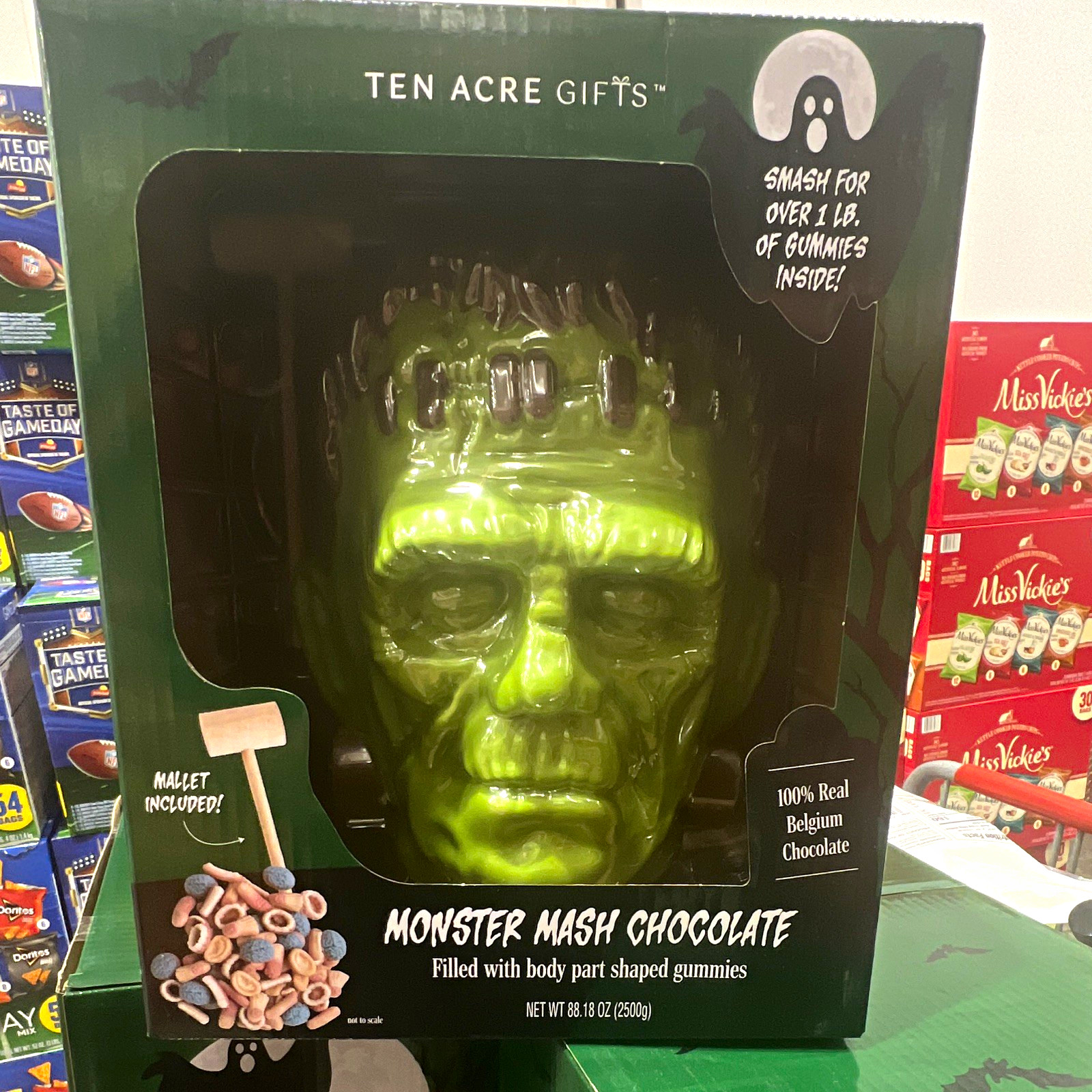 Ten Acre Gifts Monster Mash Milk Chocolate Skull Filled 2500g Halloween Ten Acre Gifts Monster Mash Milk Chocolate Skull Filled 2500g Halloween