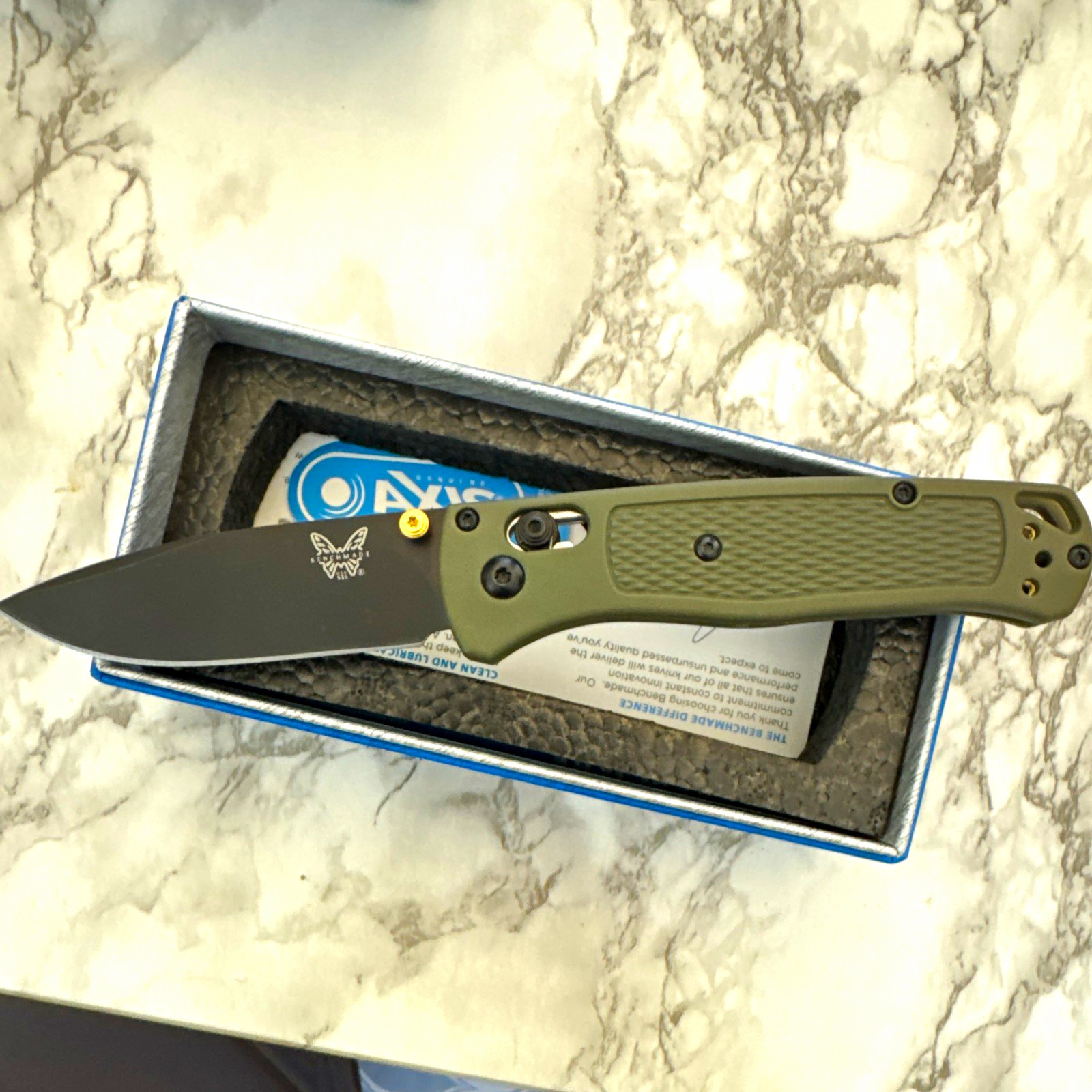Benchmade 535 Bugout Pocketknife CPM-S30V Green/Black Plain Edge Axis Lock Benchmade 535 Bugout Pocketknife CPM-S30V Green/Black Plain Edge Axis Lock