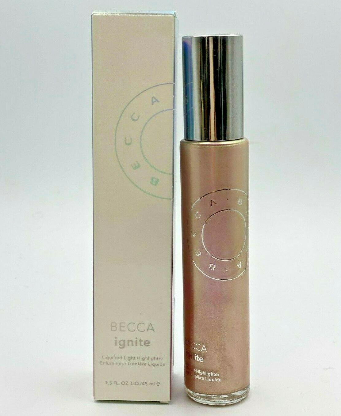 Becca Ignite Liquified Light Highlighter ACCEPTANCE 1.5oz / 45 ml New in box Becca Ignite Liquified Light Highlighter ACCEPTANCE 1.5oz / 45 ml New in box