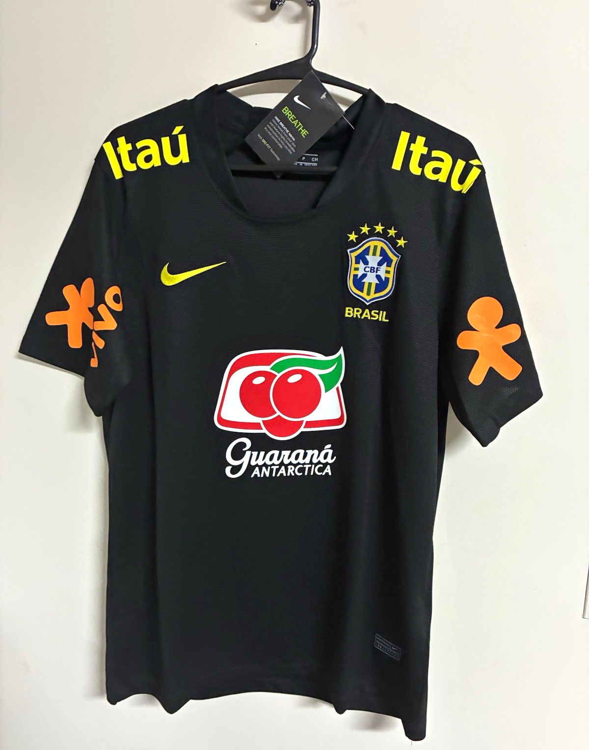 Brazil 2018 Training Soccer Player Training Jersey vintage Rare Men’s Small Brazil 2018 Training Soccer Player Training Jersey vintage Rare Men’s Small