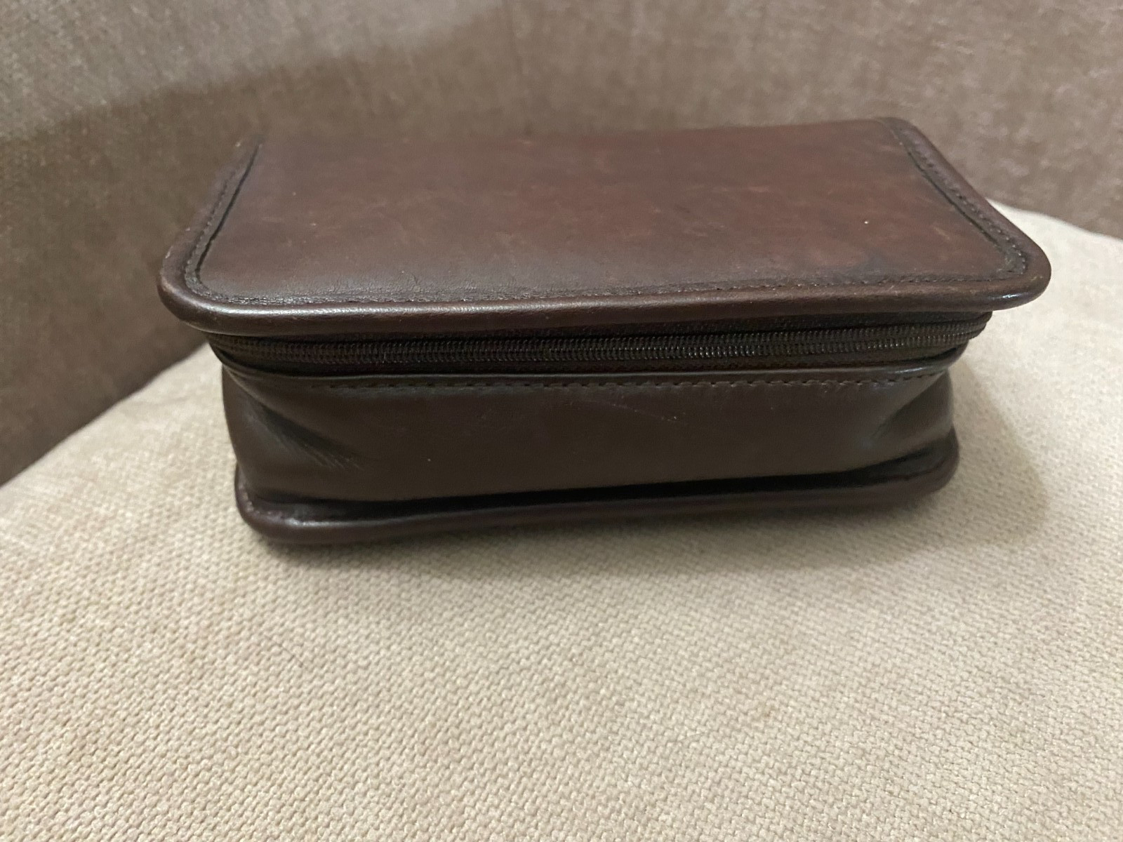 Vintage Coach Brown Chubby Case #6925 with Hang Tag Vintage Coach Brown Chubby Case #6925 with Hang Tag