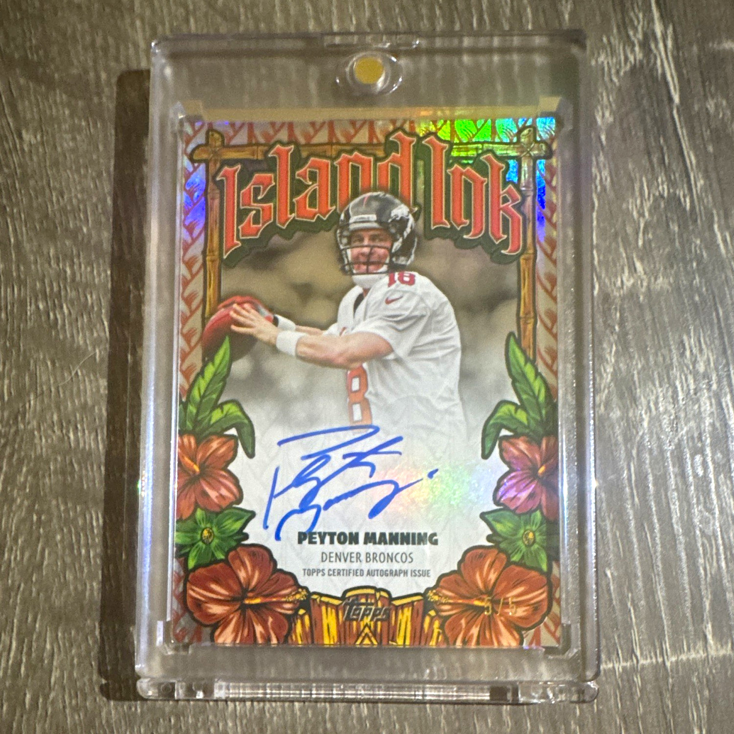 *RARE* 2026 Topps Island Ink Peyton Manning Red Auto 5/5 Bookend. Denver Broncos *RARE* 2026 Topps Island Ink Peyton Manning Red Auto 5/5 Bookend. Denver Broncos