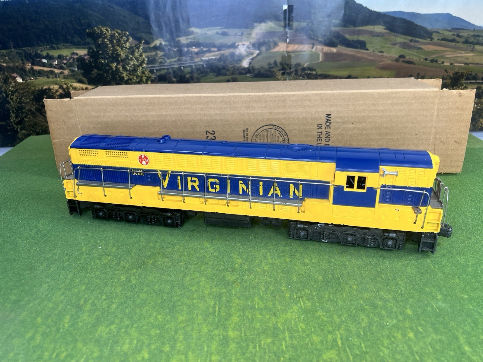 POSTWAR LIONEL 2331 VIRGINIAN FM TRAINMASTER DIESEL, C-7 EX SERVICED RUNS GREAT