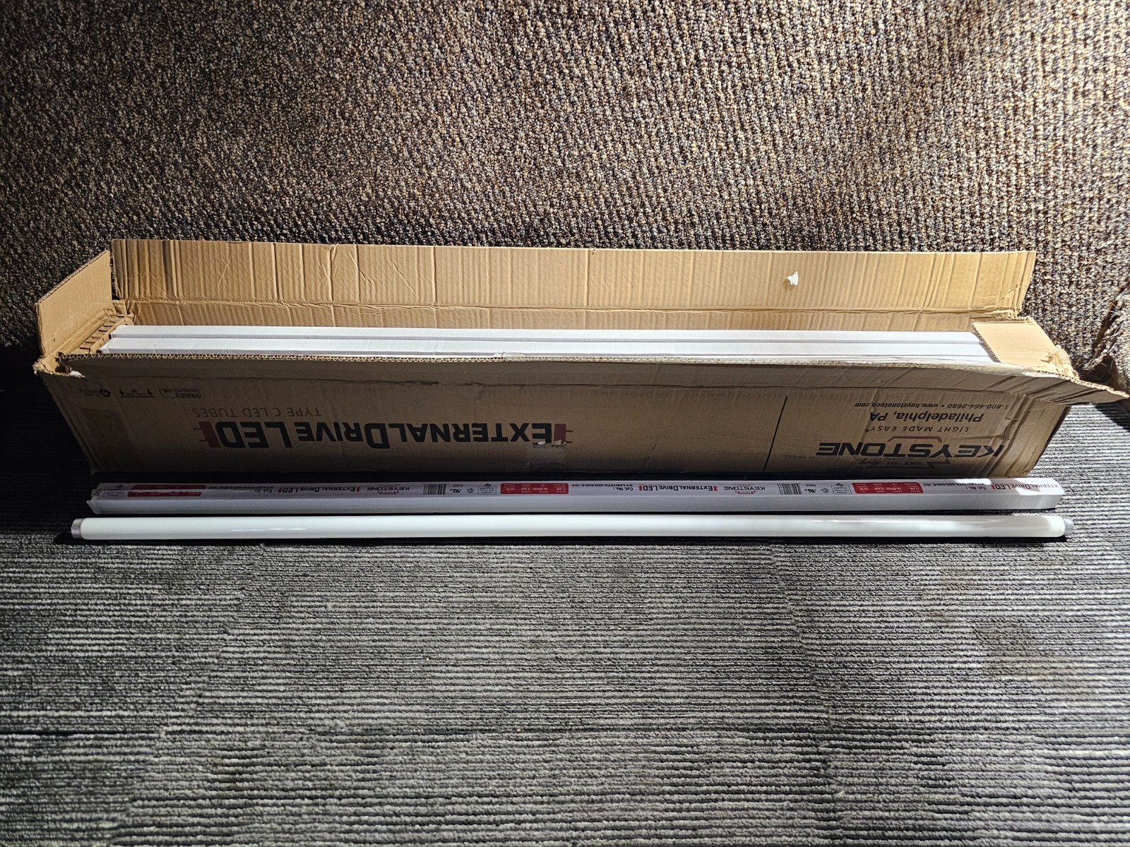 (QTY 25) Keystone KT-LED10T8-48G-840-E-/G2 10W LED T8 Tube 1650lm 4FT 4000K