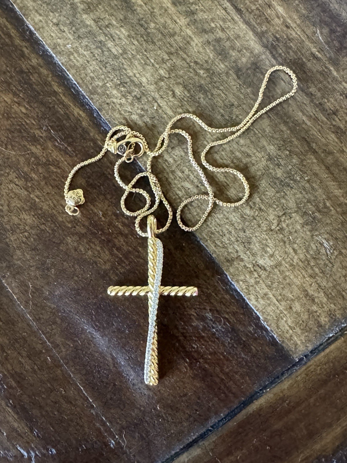 DY 18k Yellow Gold Diamond Cross over necklace DY 18k Yellow Gold Diamond Cross over necklace