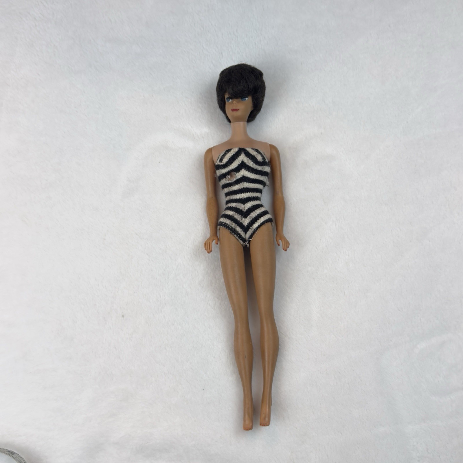 Vintage Barbie Doll Bubble Cut Brunette 64 Pat Pend Blue Eyes Swimsuit Japan Vintage Barbie Doll Bubble Cut Brunette 64 Pat Pend Blue Eyes Swimsuit Japan