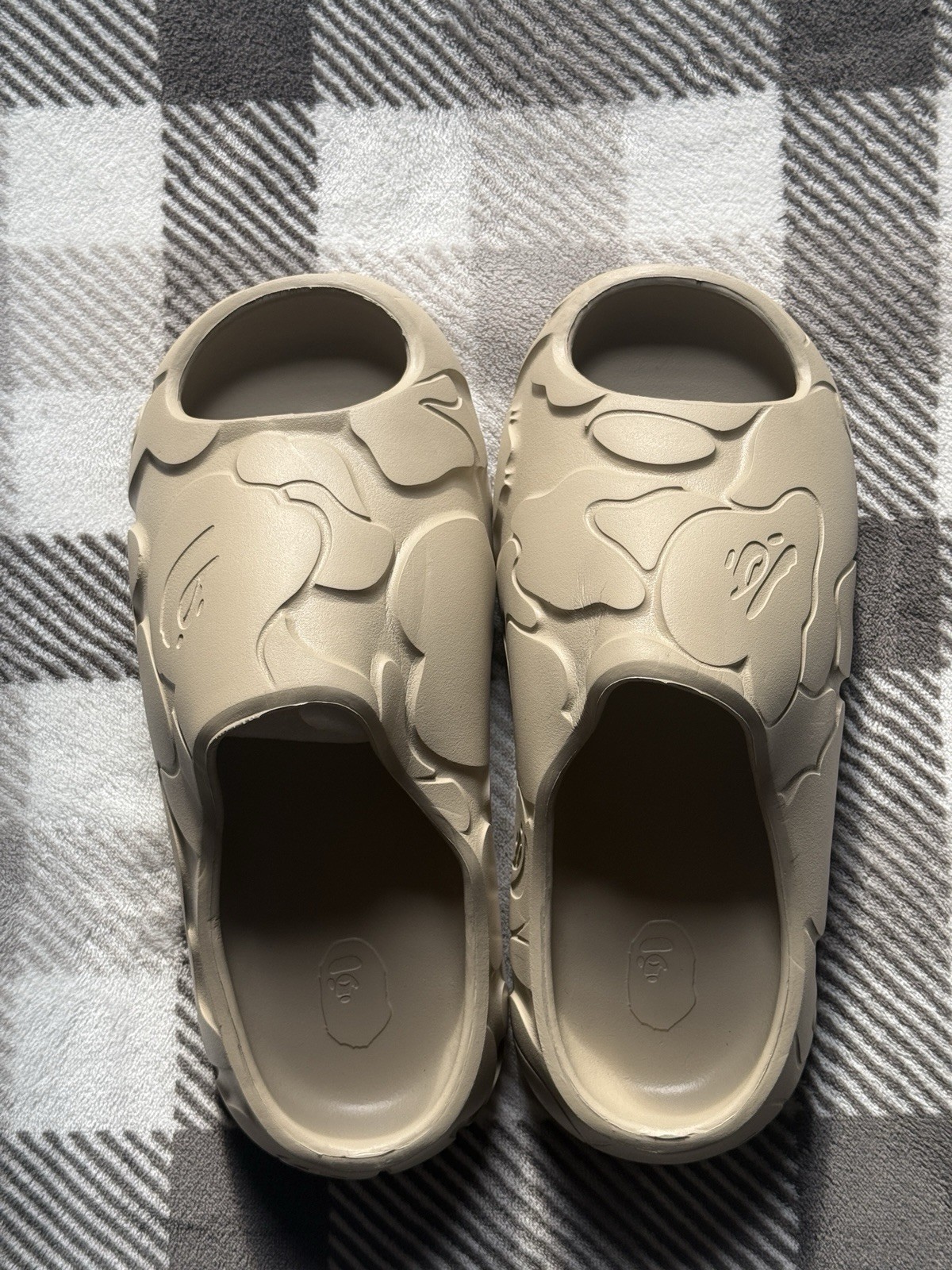 BAPE A Bathing Ape Slide #1 \'Beige SolidCamo\' - Size 9 US BAPE A Bathing Ape Slide #1 \'Beige SolidCamo\' - Size 9 US