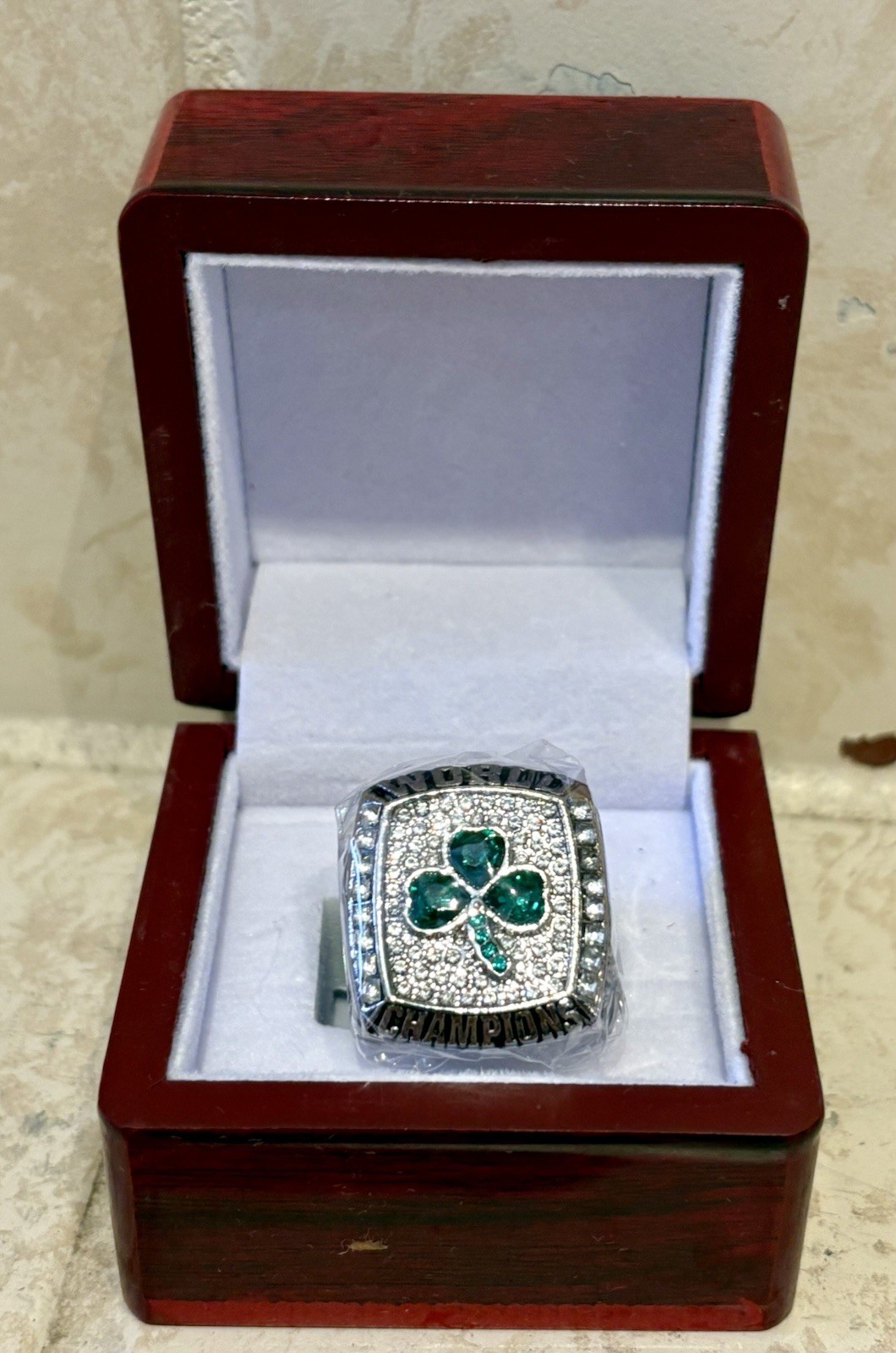 Kevin Garnett - 2008 Boston Celtics Championship Ring With Wooden Display Box Kevin Garnett - 2008 Boston Celtics Championship Ring With Wooden Display Box