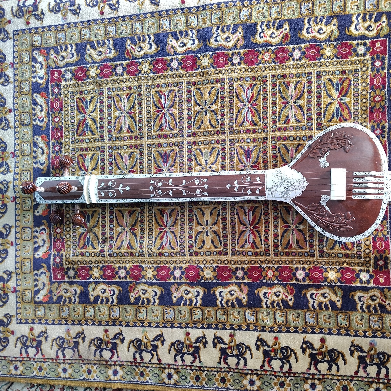 Professional Indian 5 String Flat tanpura Musical Instruments Tun Wood Tanpura Professional Indian 5 String Flat tanpura Musical Instruments Tun Wood Tanpura