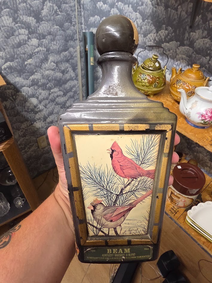 Vintage 1974 Jim Beam Beam\'s Choice Cardinal Decanter James Lockhart Bourbon Vintage 1974 Jim Beam Beam\'s Choice Cardinal Decanter James Lockhart Bourbon