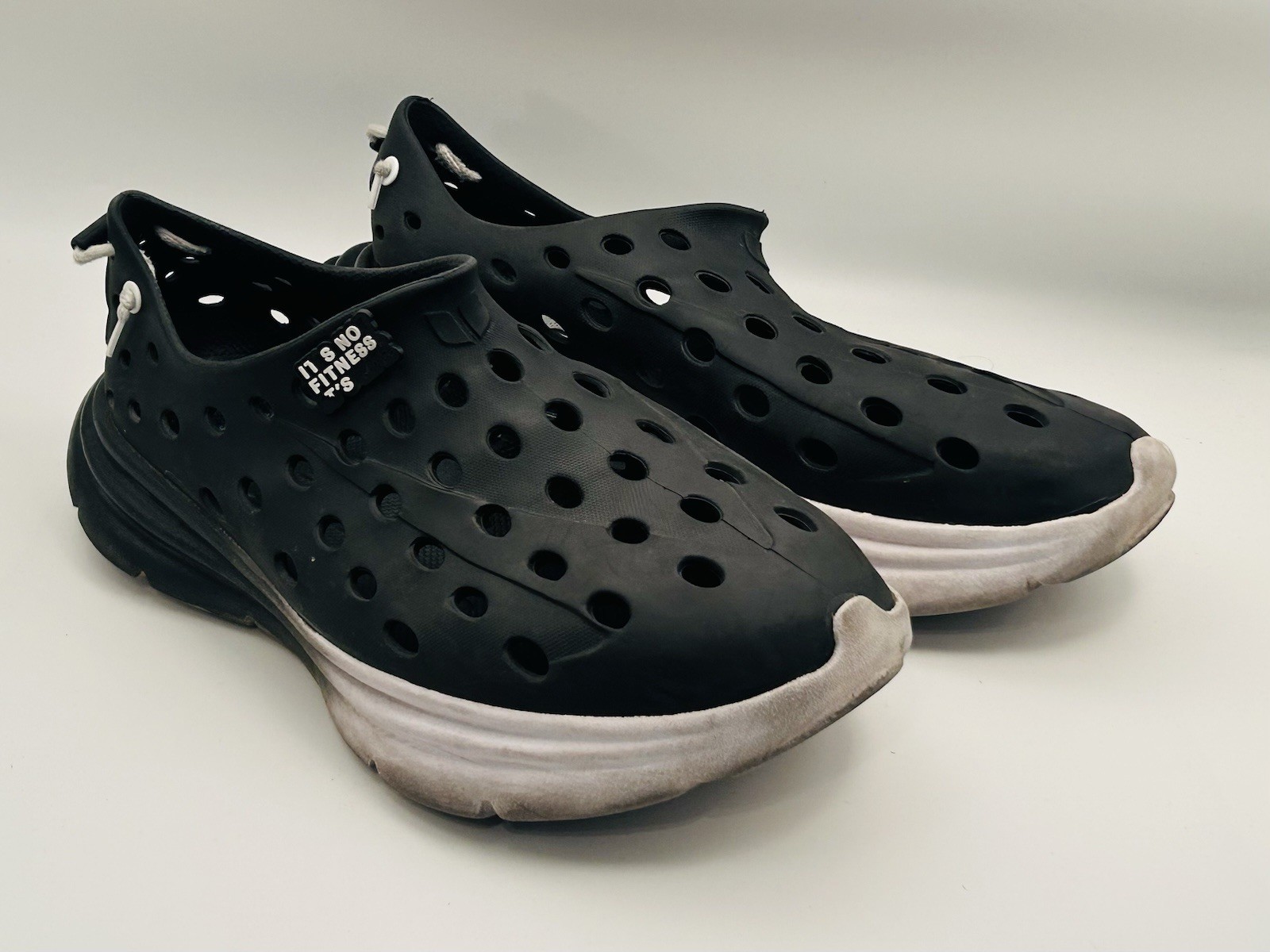 Kane Footwear Kane x Equinox Revive Recovery Footwear Black Size 12 Kane Footwear Kane x Equinox Revive Recovery Footwear Black Size 12