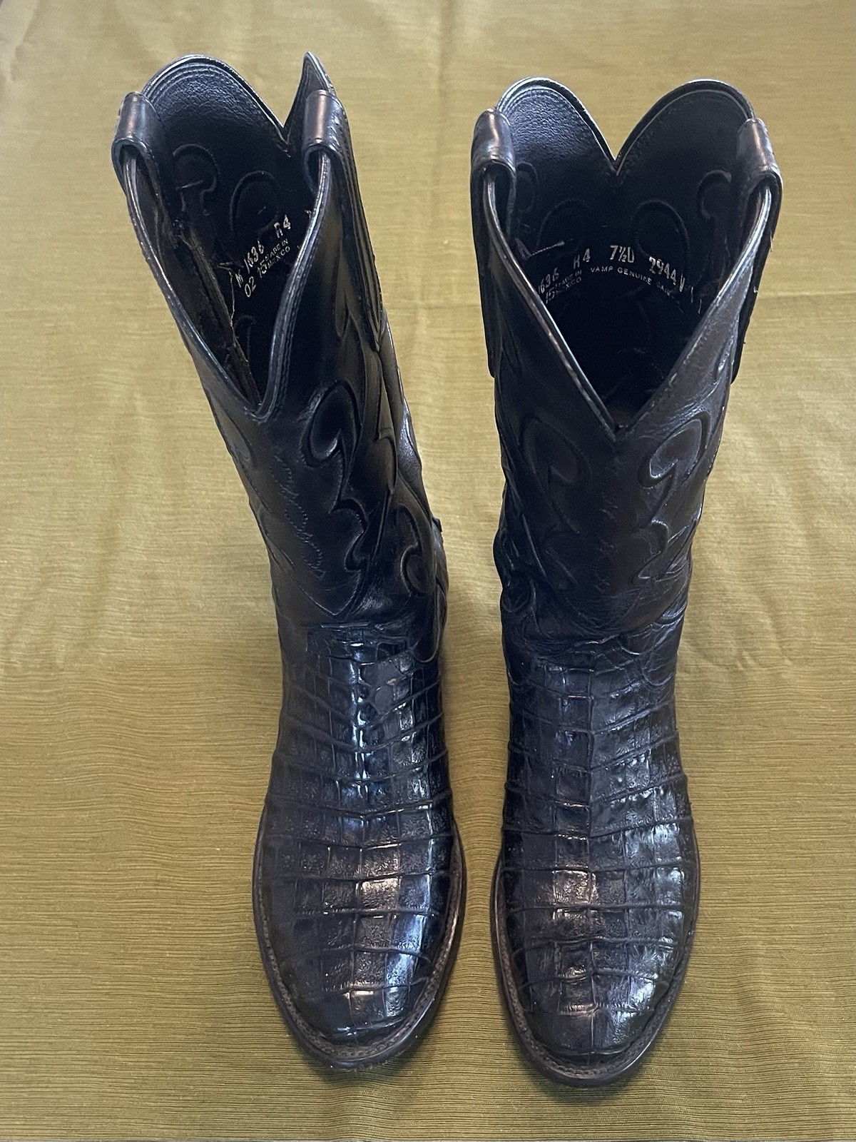 Lucchese M1636 R4 Charles Round Toe Belly Caiman Boots-Black 7 1/2 D Lucchese M1636 R4 Charles Round Toe Belly Caiman Boots-Black 7 1/2 D