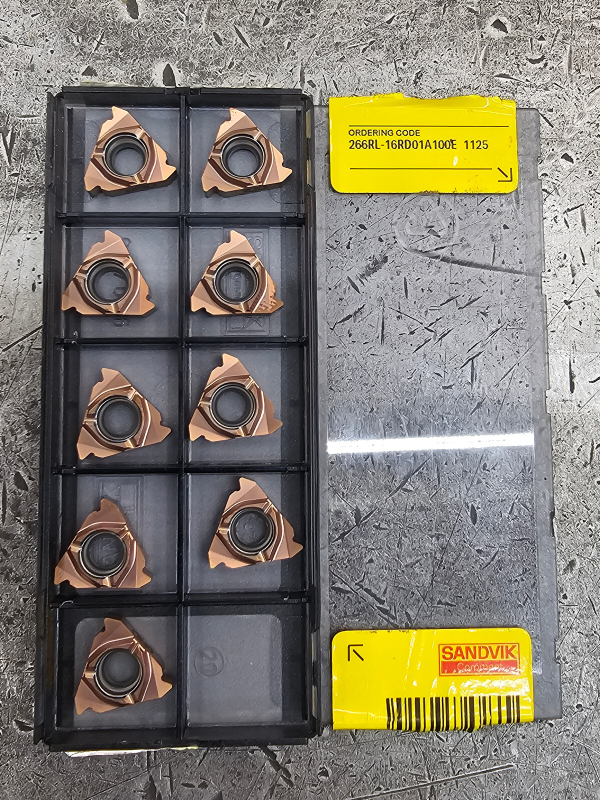 Qty 9 Sandvik 266RL-16RD01A100E 1125 Grade Carbide Laydown Threading Inserts Qty 9 Sandvik 266RL-16RD01A100E 1125 Grade Carbide Laydown Threading Inserts