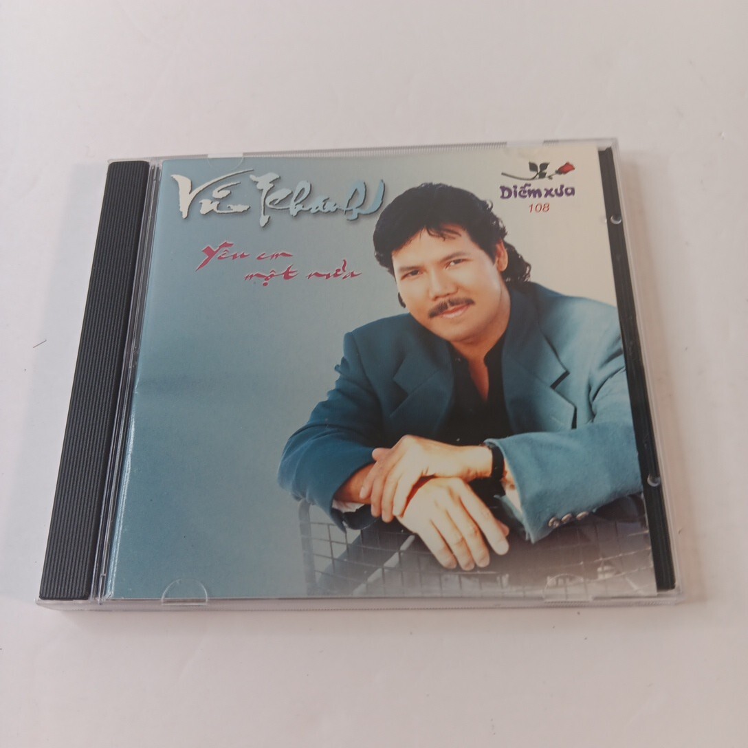 Yeu Em Mot Nua by Vu Khanh CD (1996) Vietnamese Diem Xua Yeu Em Mot Nua by Vu Khanh CD (1996) Vietnamese Diem Xua