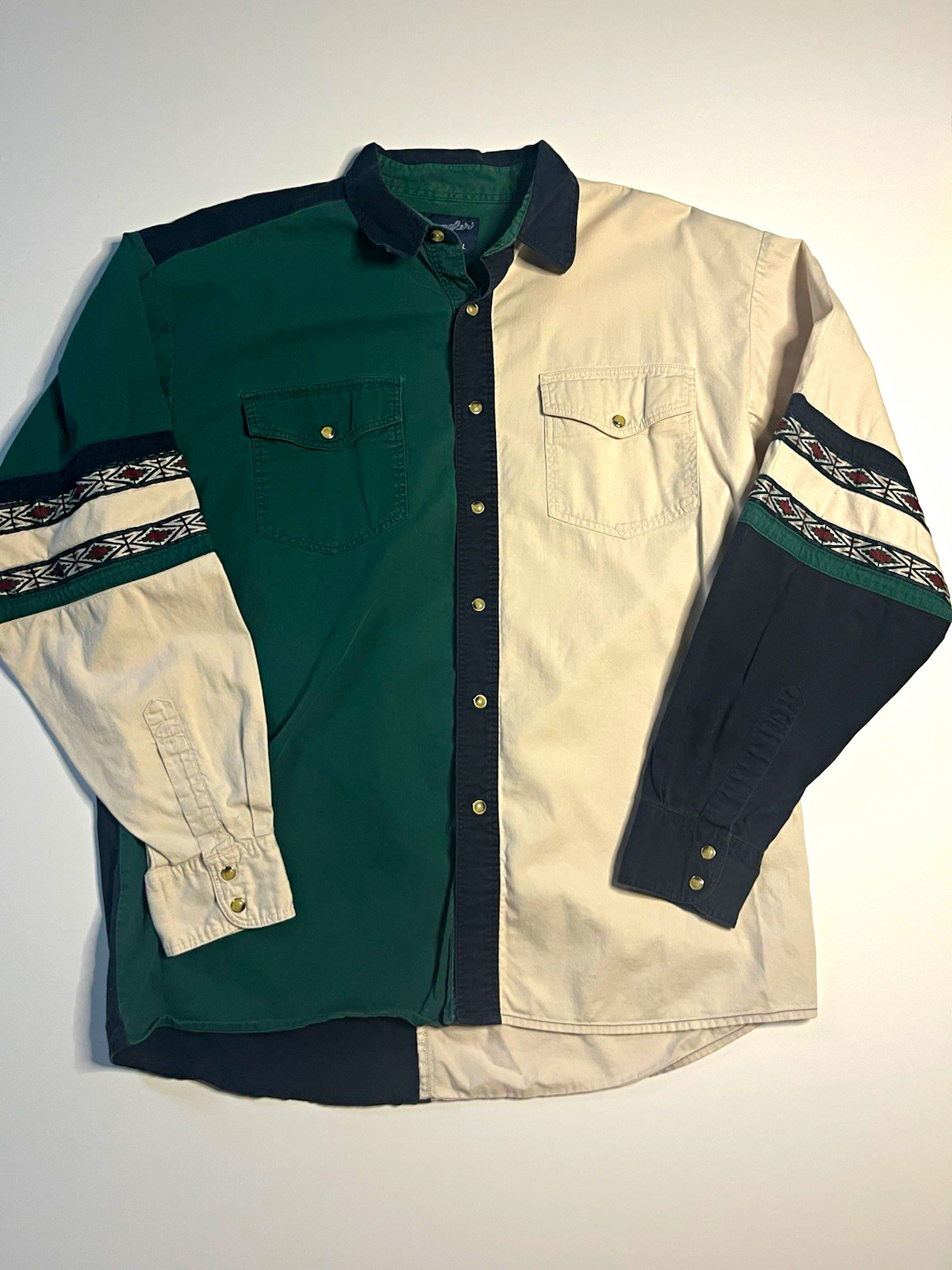 Wrangler Men\'s L Green/White/Black Colorblock Cotton Western Button-Up Pockets Wrangler Men\'s L Green/White/Black Colorblock Cotton Western Button-Up Pockets