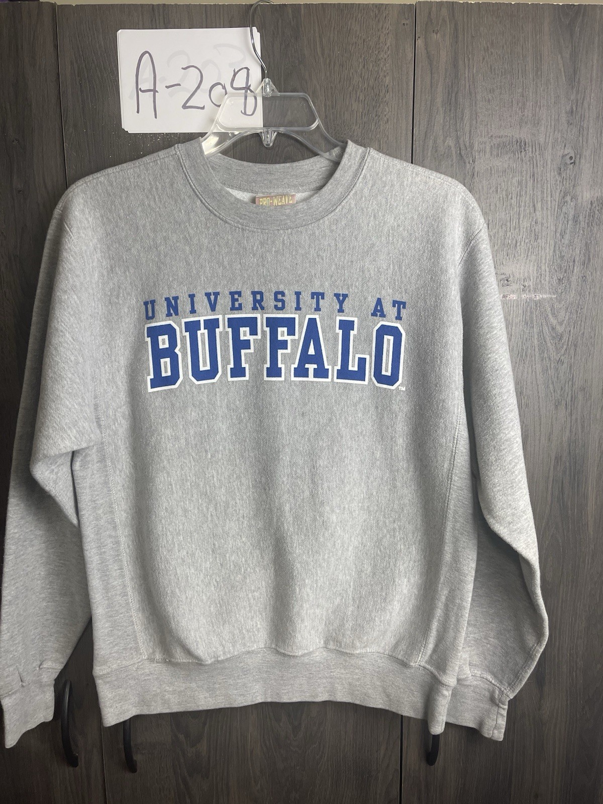 Vintage University At Buffalo Gray Sweatshirt Mens Medium MV Sport Pro Weave Vintage University At Buffalo Gray Sweatshirt Mens Medium MV Sport Pro Weave