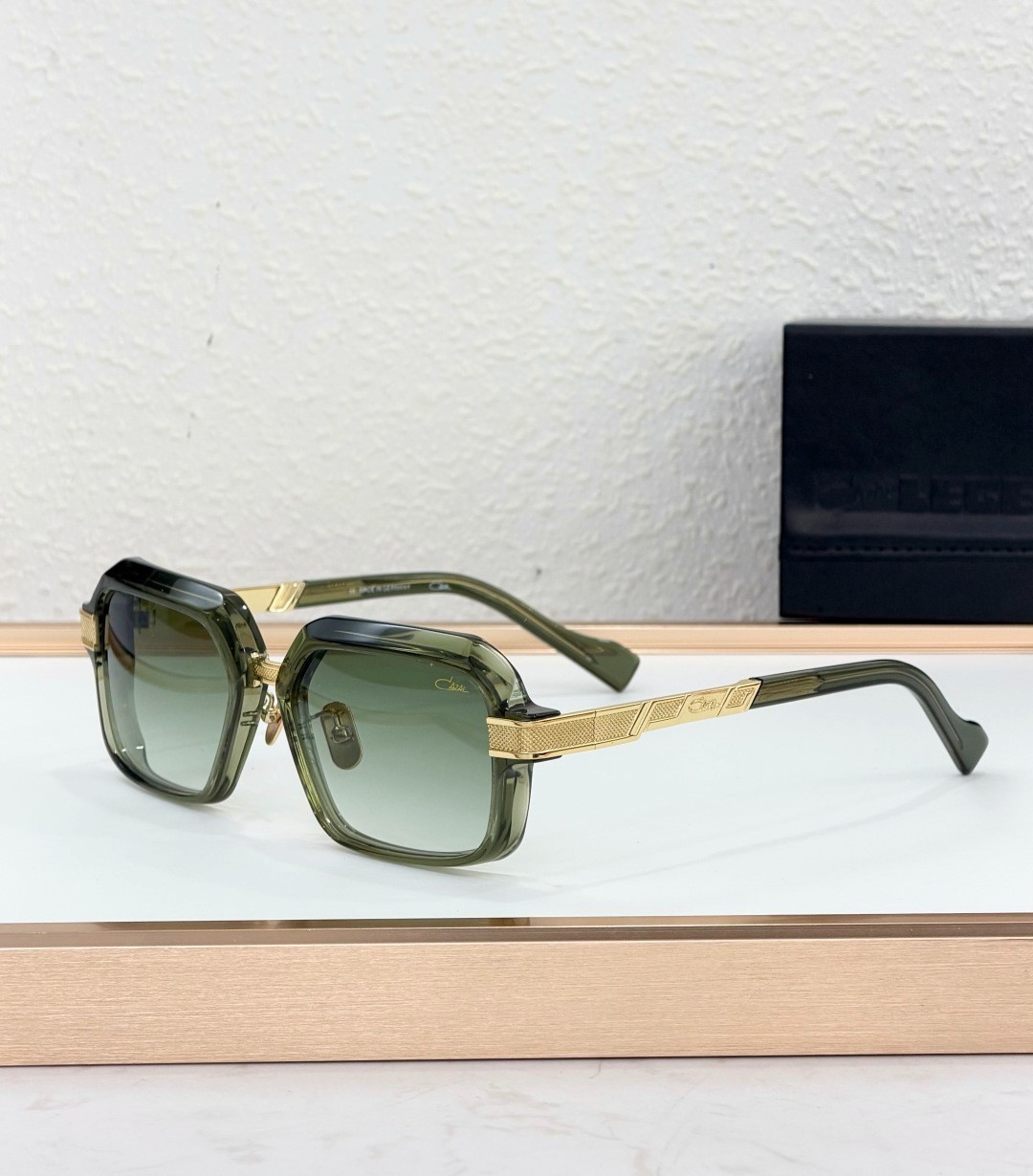 Cazal Style Unisex Sunglasses - MODEL: MOD6040 - SIZE: 56口16 -145 Cazal Style Unisex Sunglasses - MODEL: MOD6040 - SIZE: 56口16 -145