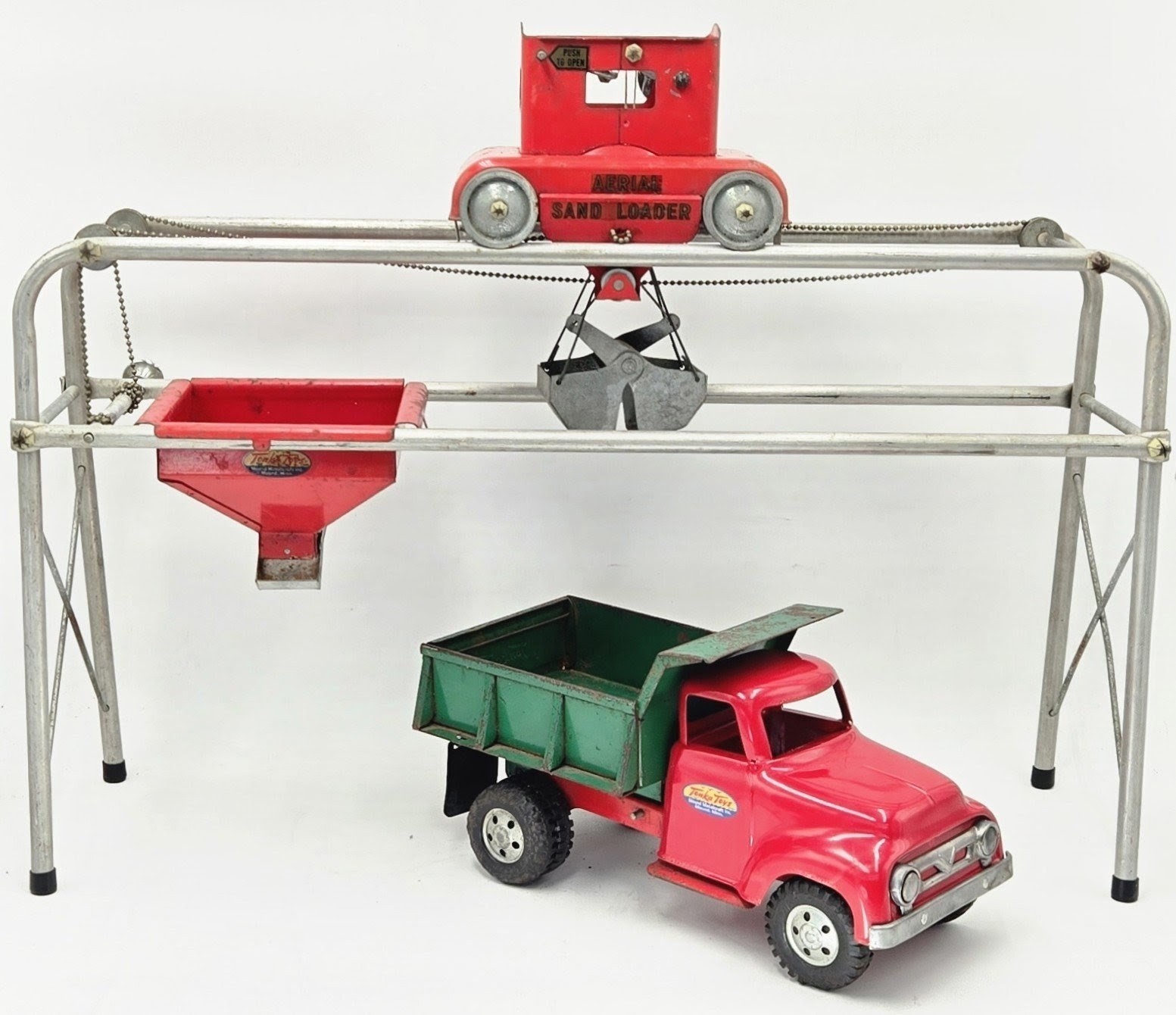 Vintage 1956 Tonka Aerial Sand Loader Set 825 Rare V Grille Pressed Steel Truck