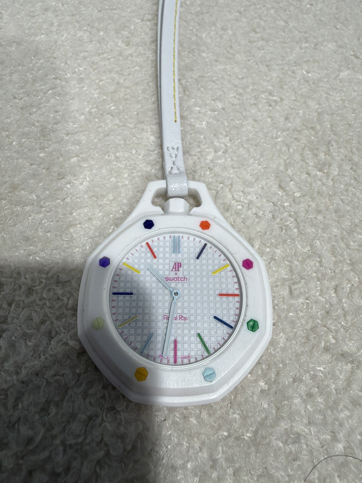 AP x Swatch Royal Pop White Huit Blanc 100% Authentic AP x Swatch Royal Pop White Huit Blanc 100% Authentic
