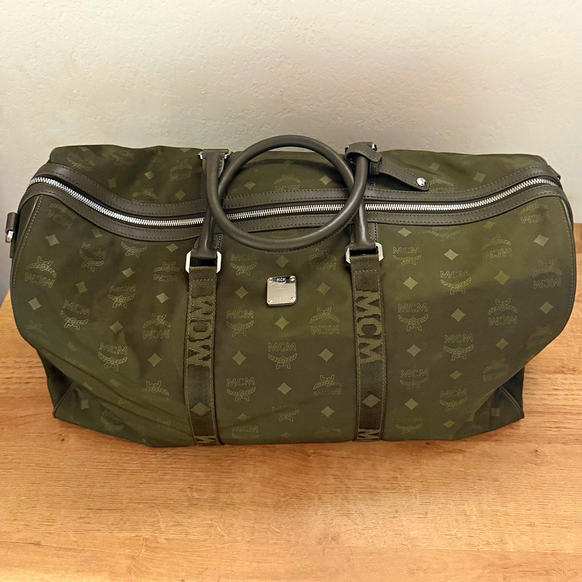 MCM Green Logo Nylon Duffle Bag 19\ MCM Green Logo Nylon Duffle Bag 19\