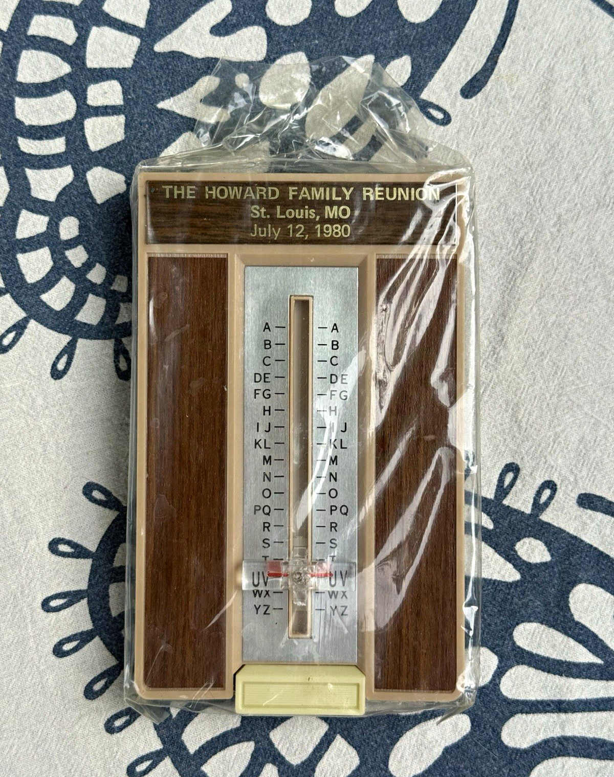 Vintage 1980s Sliding/Pop-up Telephone Index Directory