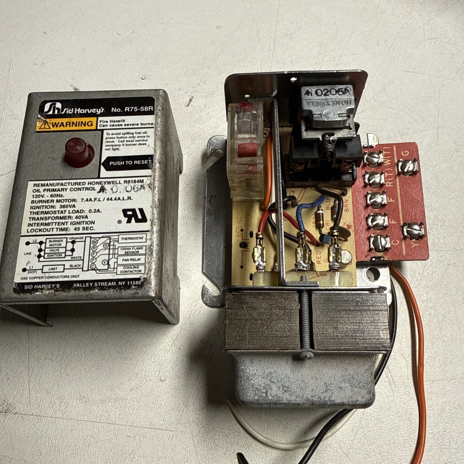 Sid Harvey R75-58R Honeywell R8184M Relay Burner Control 45 Sid Harvey R75-58R Honeywell R8184M Relay Burner Control 45