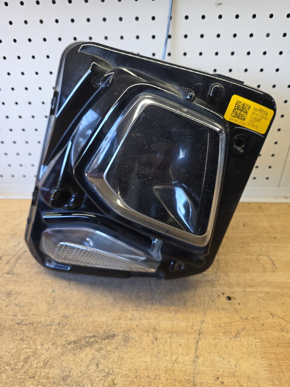 2019-2022 Chevy Blazer Xenon HID Headlight Right Passenger RH Side OEM 366E 2019-2022 Chevy Blazer Xenon HID Headlight Right Passenger RH Side OEM 366E