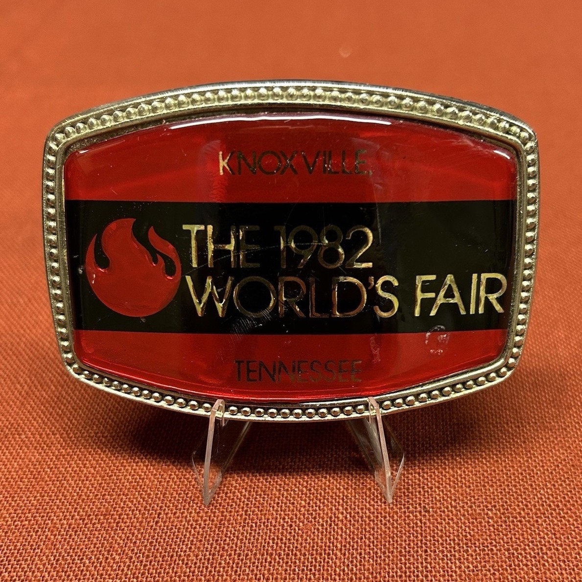 Vintage 1982 World’s Fair Knoxville Tennessee Belt Buckle Red Black Souvenir Vintage 1982 World’s Fair Knoxville Tennessee Belt Buckle Red Black Souvenir
