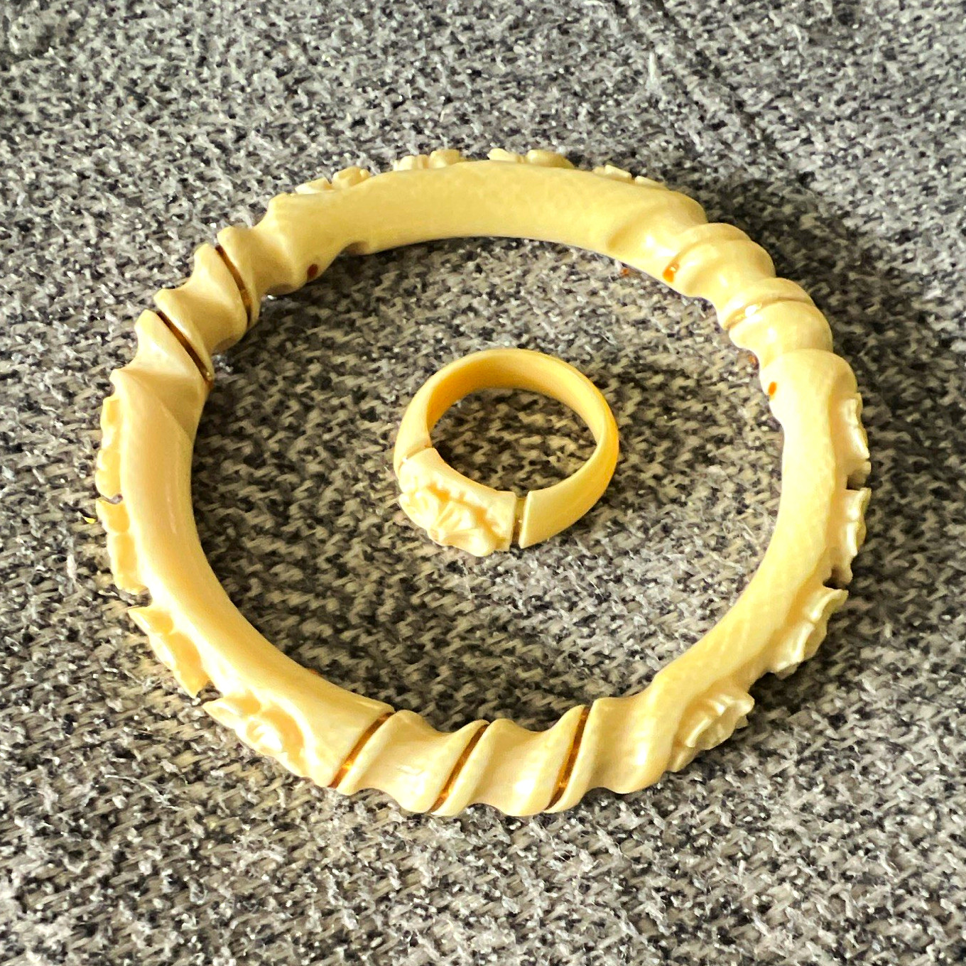 VTG Japanese Carved Bangle Bracelet & Matching Ring 7 w/ Brass-Ivory/Celluloid? VTG Japanese Carved Bangle Bracelet & Matching Ring 7 w/ Brass-Ivory/Celluloid?
