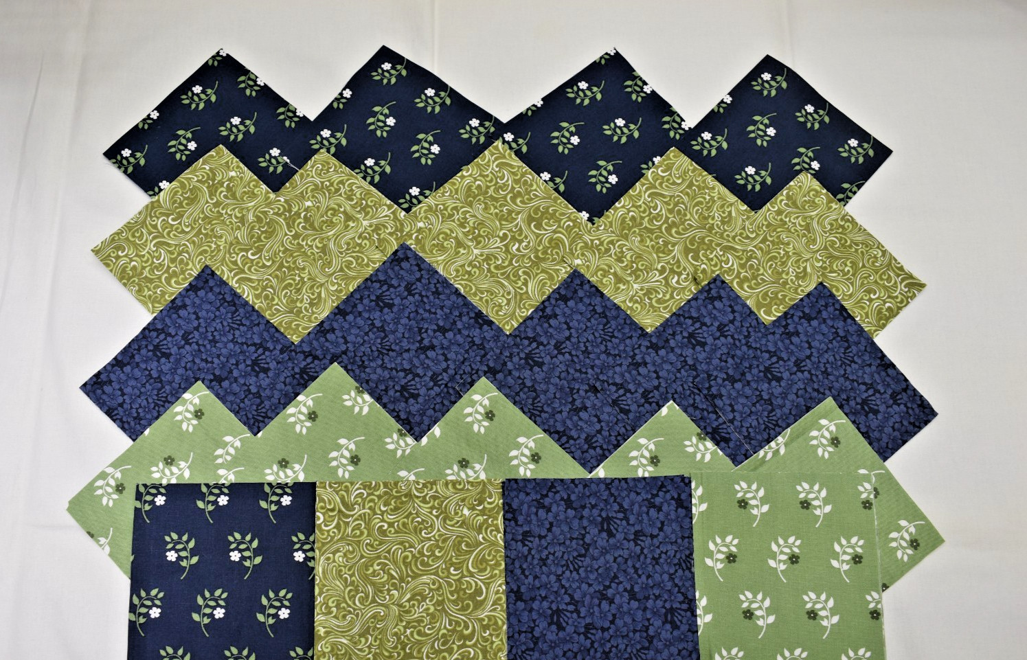 HOME SWEET HOME Moda 5 Inch CHARM PACK