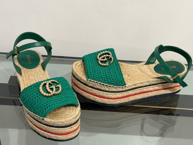 Authentic GUCCI Green Pearl Logo Platform Espadrille Size 37 Authentic GUCCI Green Pearl Logo Platform Espadrille Size 37