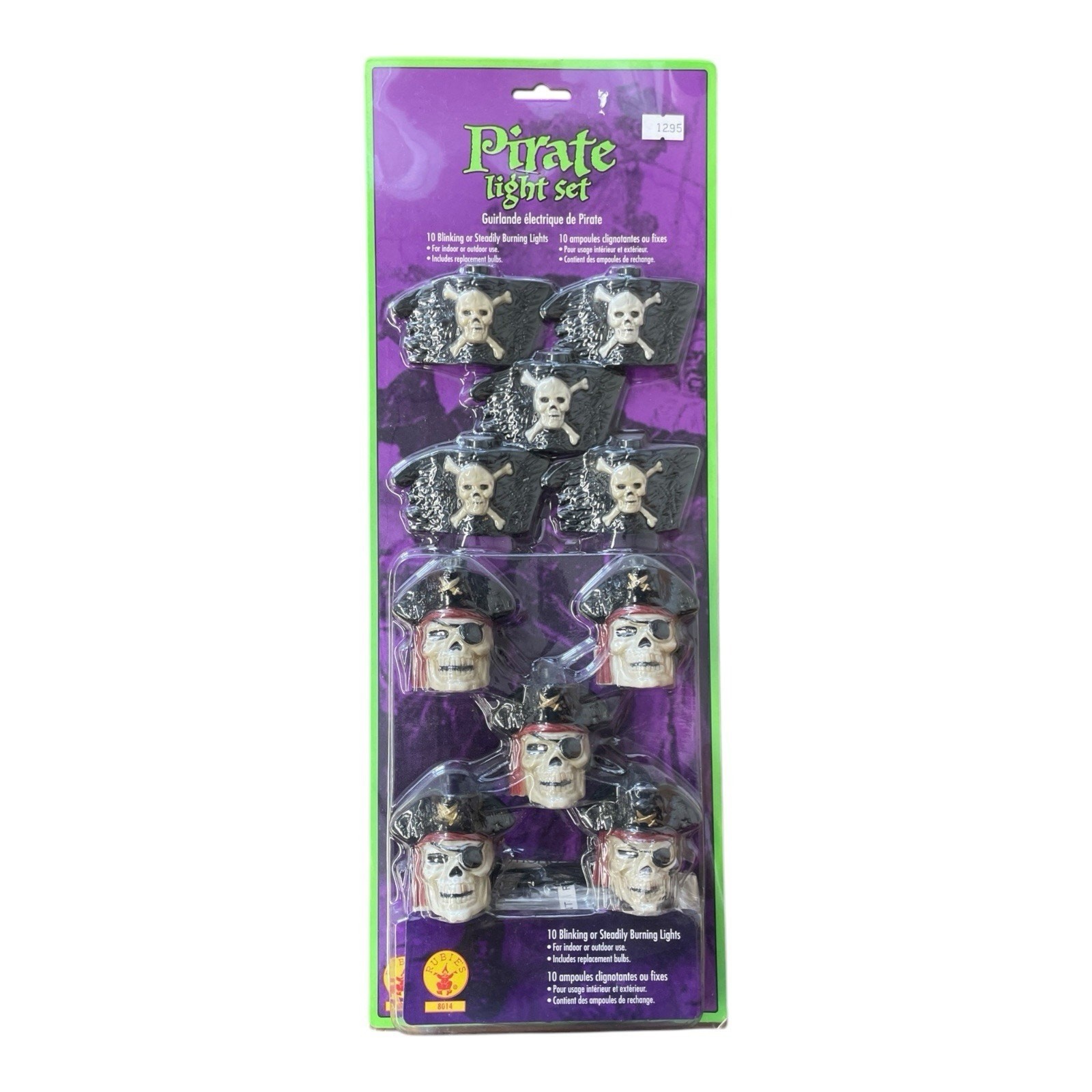 Pirate Skull 10 Blinking Or Steadily Burning Light Set Pirate Skull 10 Blinking Or Steadily Burning Light Set