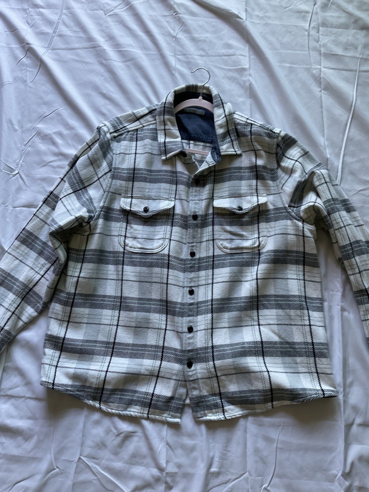 Kelly Slaters Outerknown 2XL (fits Like XL) Blanket Shirt Real Nut Buttons Kelly Slaters Outerknown 2XL (fits Like XL) Blanket Shirt Real Nut Buttons