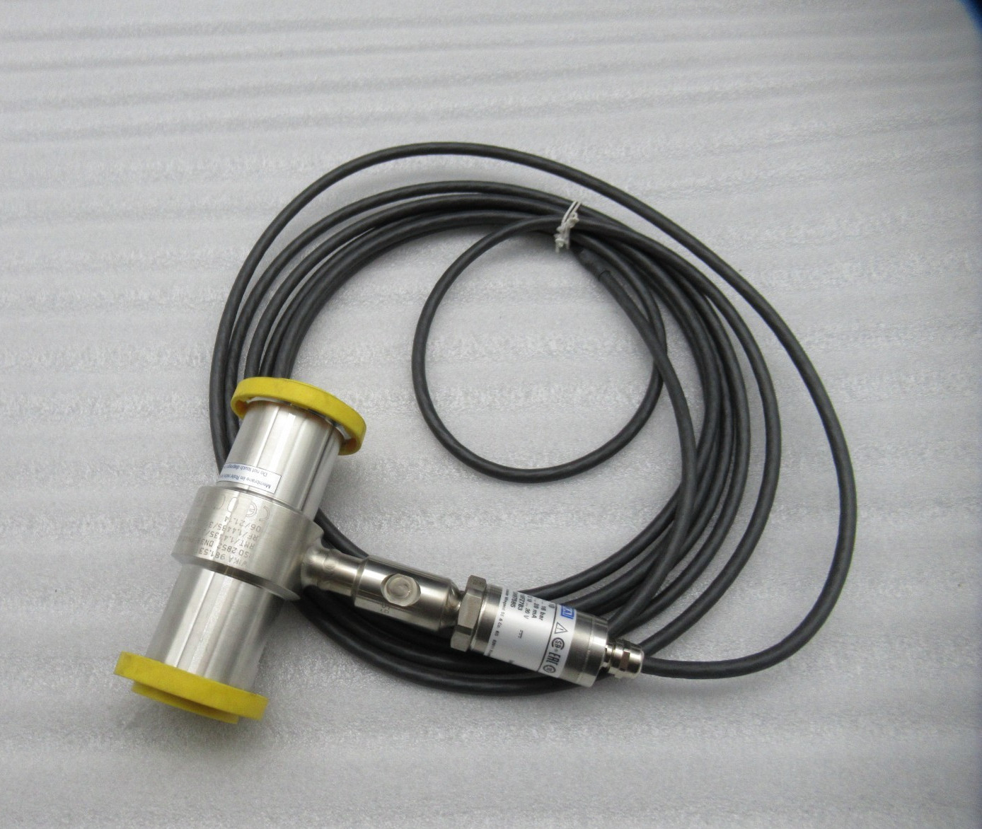 Wika 981.53 Inline Diaphragm DN38 PN40 W/ Wika S-10 Pressure Transmitter NEW Wika 981.53 Inline Diaphragm DN38 PN40 W/ Wika S-10 Pressure Transmitter NEW