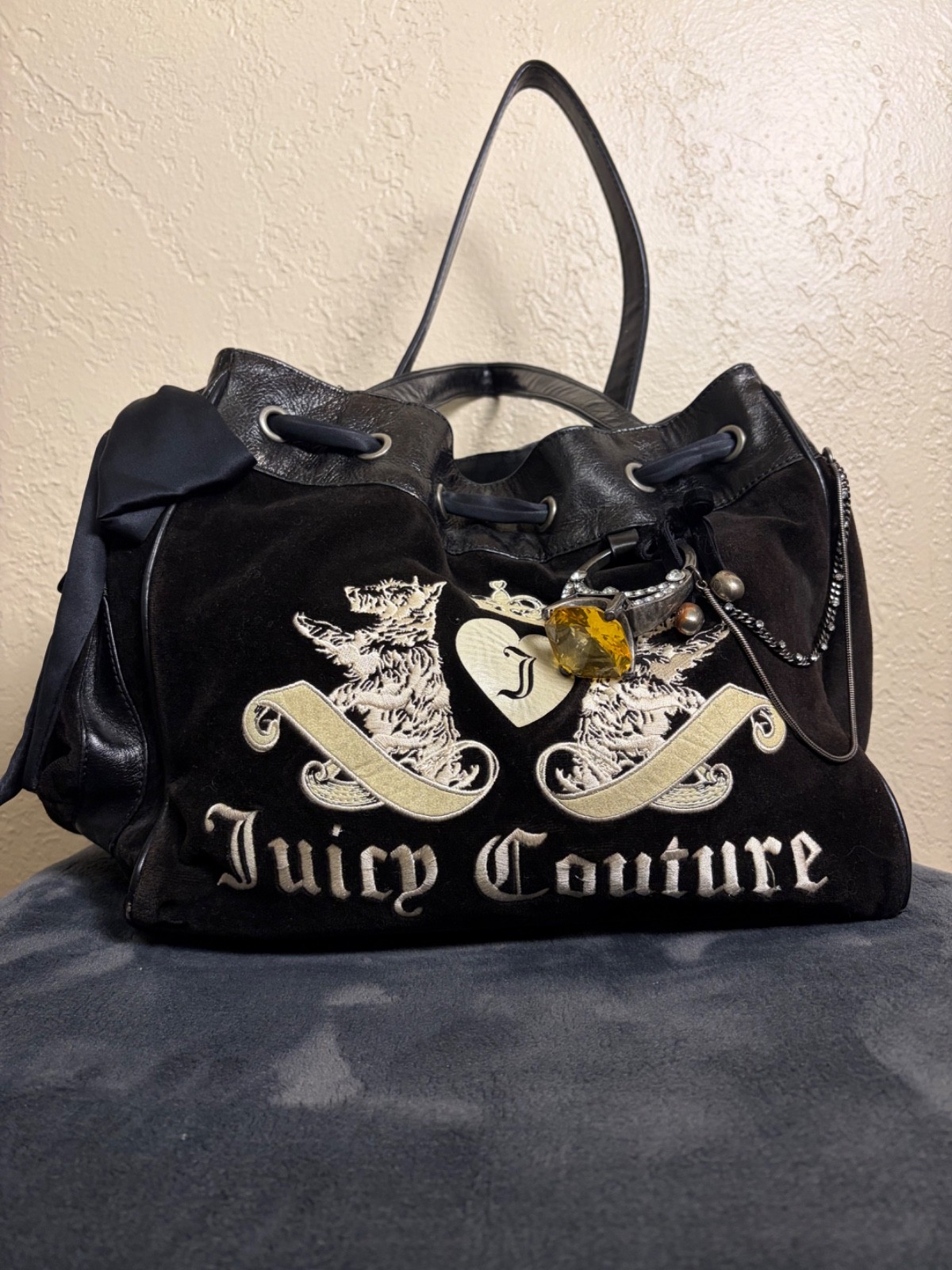 Juicy Couture 2009 Vintage Black Velour Scottie Dog Handbag Y2K Rhinestone
