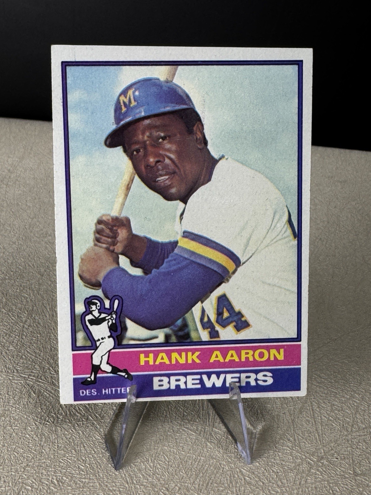 1975 Topps Hank Aaron #550 Milwaukee Braves HOF Vintage Baseball Card SHARP