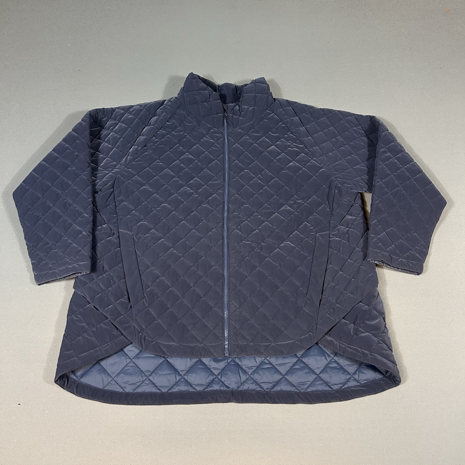 Athleta Whisper Featherless Puffer Jacket Womens 2X Blue Quilted Full Zip Athleta Whisper Featherless Puffer Jacket Womens 2X Blue Quilted Full Zip