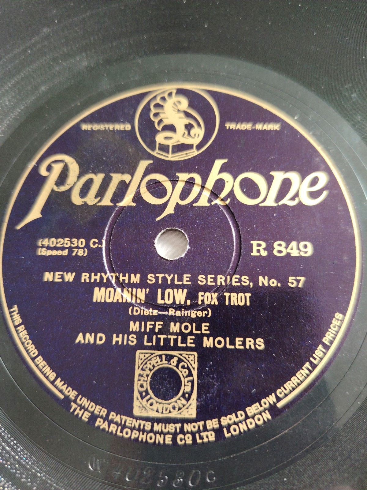 MIFF MOLE Little Molers Moanin' Low HARLEM FOOTWARMERS Ring Dem Bells Parlophone