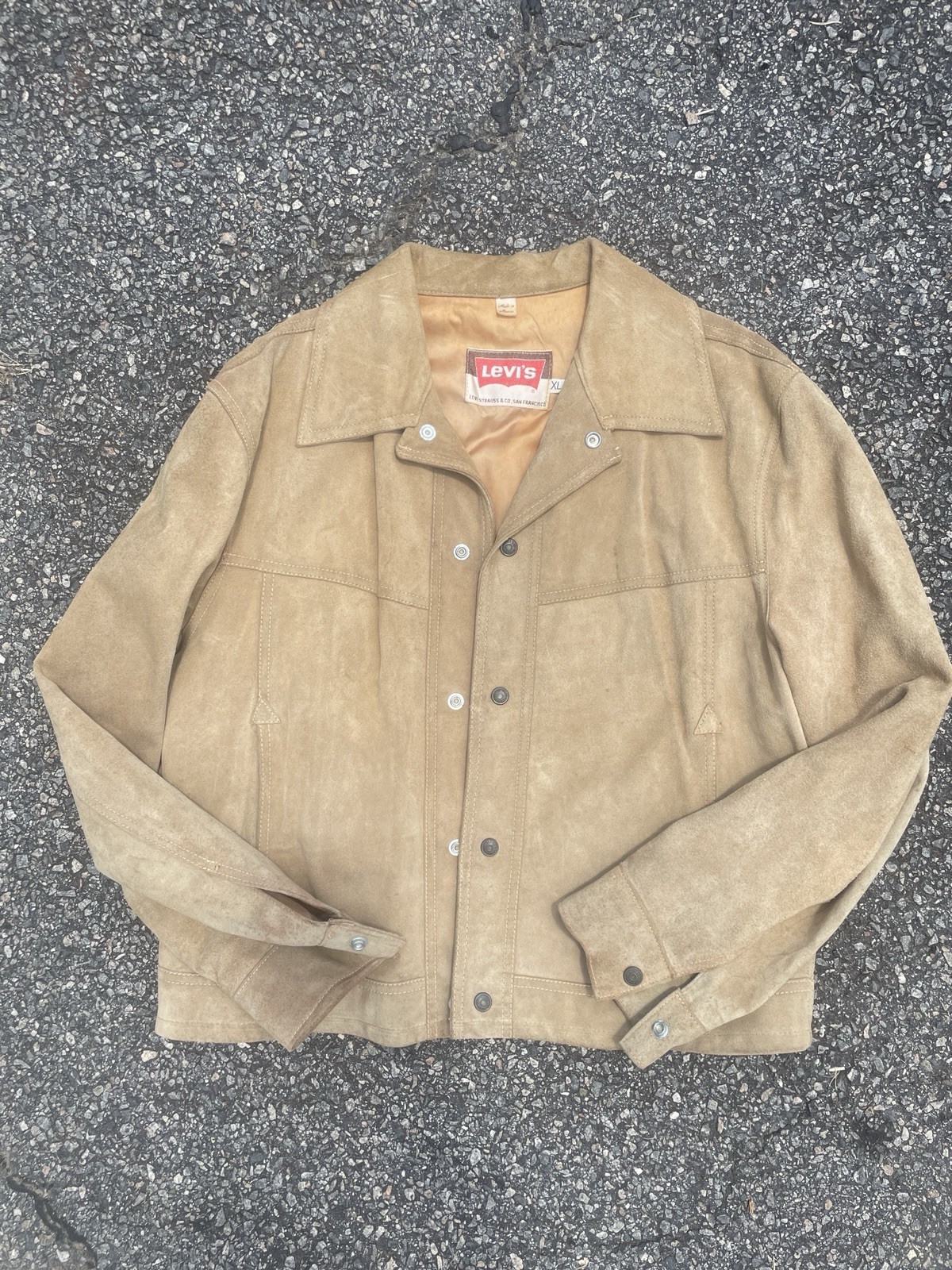 Vintage Levi’s Orange Tab Suede Trucker Jacket XL Made in Mexico c.1981 Rare Vintage Levi’s Orange Tab Suede Trucker Jacket XL Made in Mexico c.1981 Rare