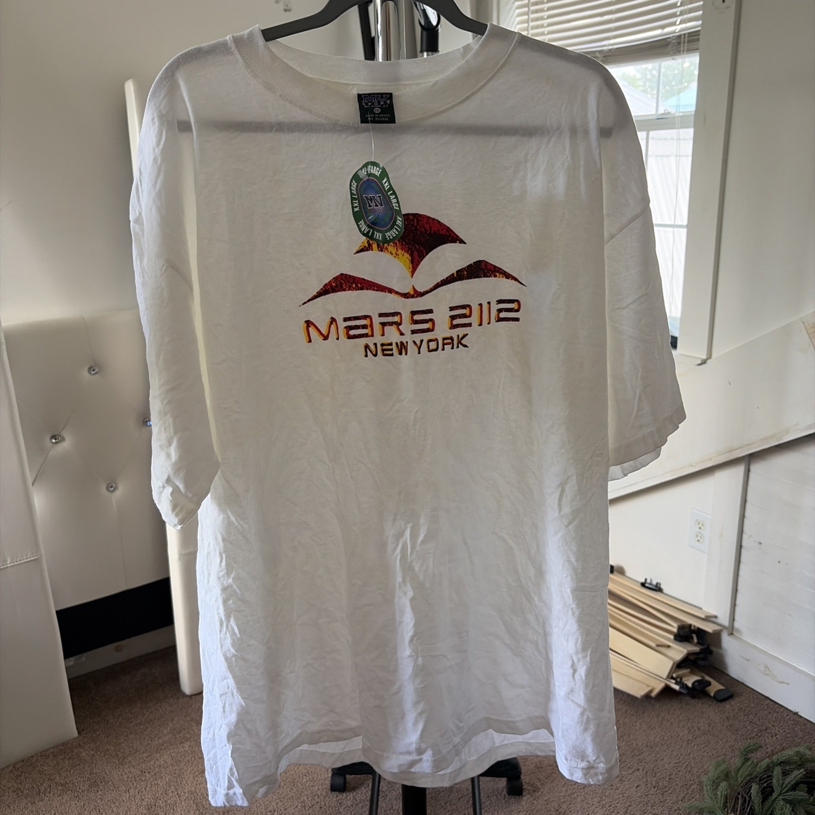 Vintage NEW w/ Tags Original Mars 2112 New York City Restaurant T-Shirt XXL Vintage NEW w/ Tags Original Mars 2112 New York City Restaurant T-Shirt XXL