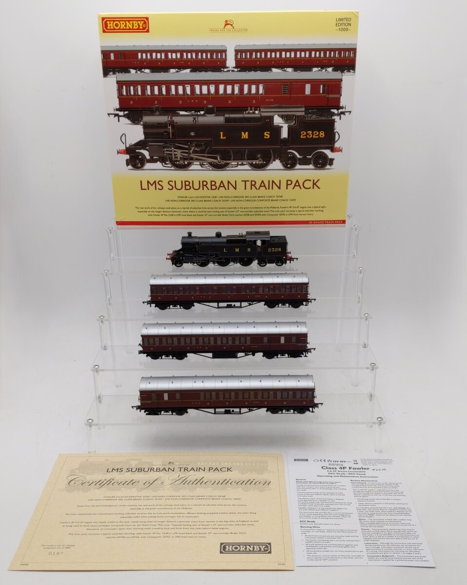 Hornby R3397 OO LMS Surburbann Passenger Train Pack Limited Edition EX/Box