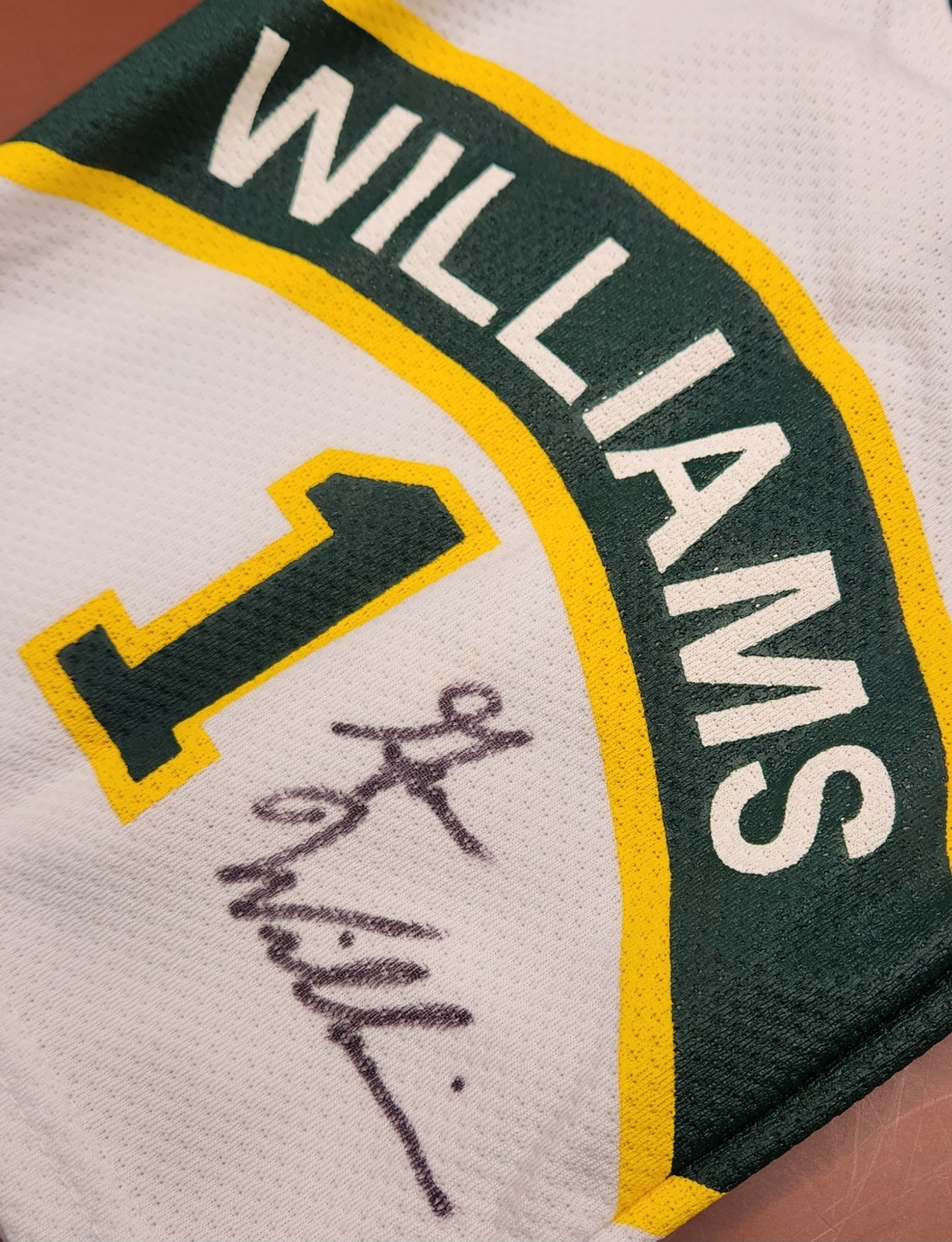 Vintage Gus Williams Signed Seattle SuperSonics Quadra Mini Jersey #1 10.5x8.5\