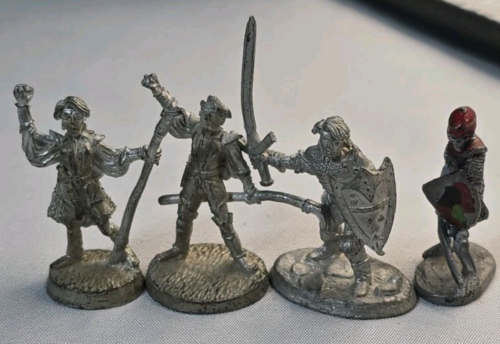 Ral Partha D&D Metal Miniatures Lot Dragonlance Raistlin Gilthanas Skeleton VTG
