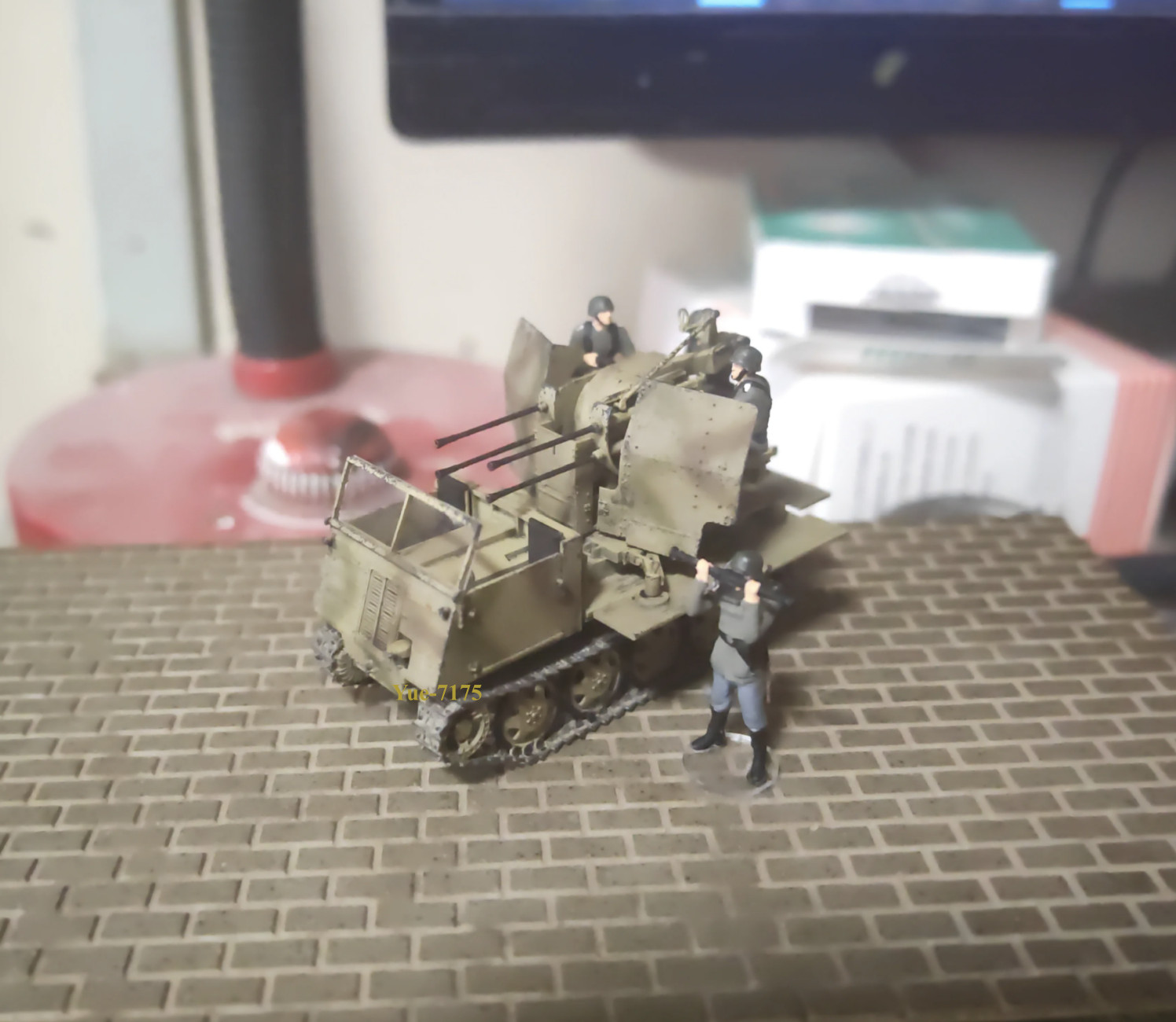 3D Printed Homemade 1/72 German 2cm Flakvierling 38 auf RSO/3 Fahrgestell Model 3D Printed Homemade 1/72 German 2cm Flakvierling 38 auf RSO/3 Fahrgestell Model