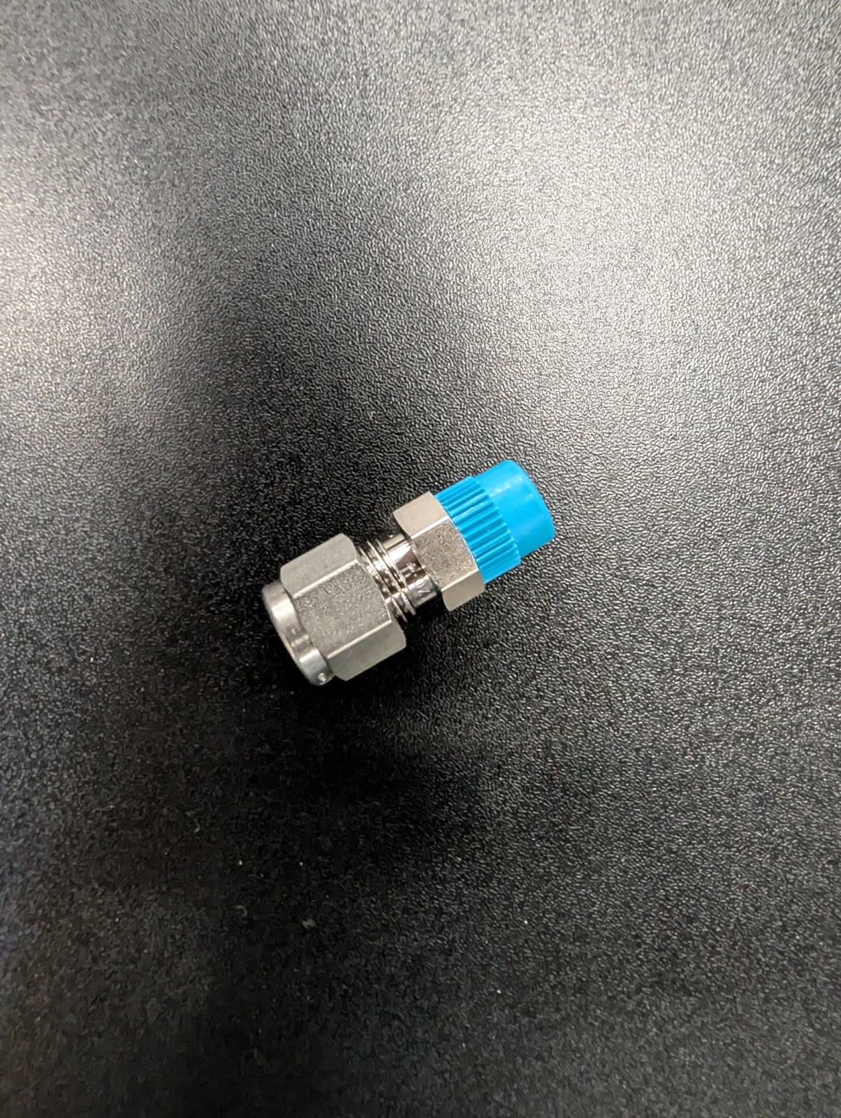 Swagelok SS-400-1-2 Male Connector, 1/4 in. Tube OD x 1/8 in. Male NPT Swagelok SS-400-1-2 Male Connector, 1/4 in. Tube OD x 1/8 in. Male NPT