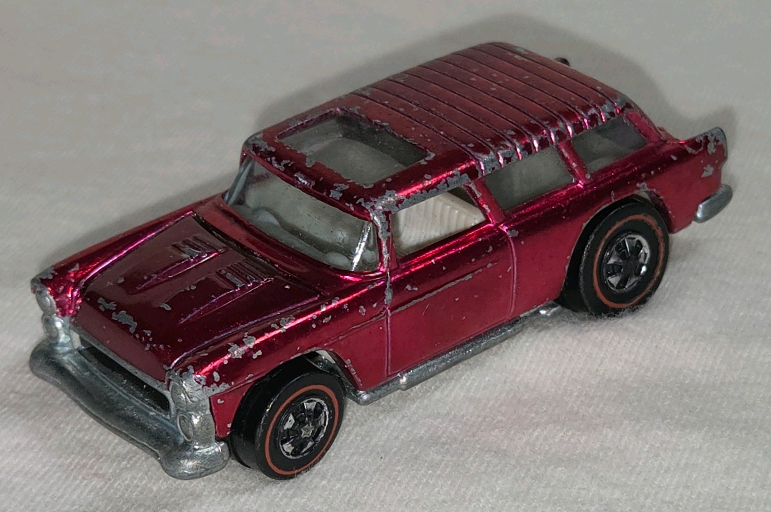 Vintage 1969 1970 Hot Wheels Redline Classic Nomad Magenta Spectraflame 1955 Vintage 1969 1970 Hot Wheels Redline Classic Nomad Magenta Spectraflame 1955