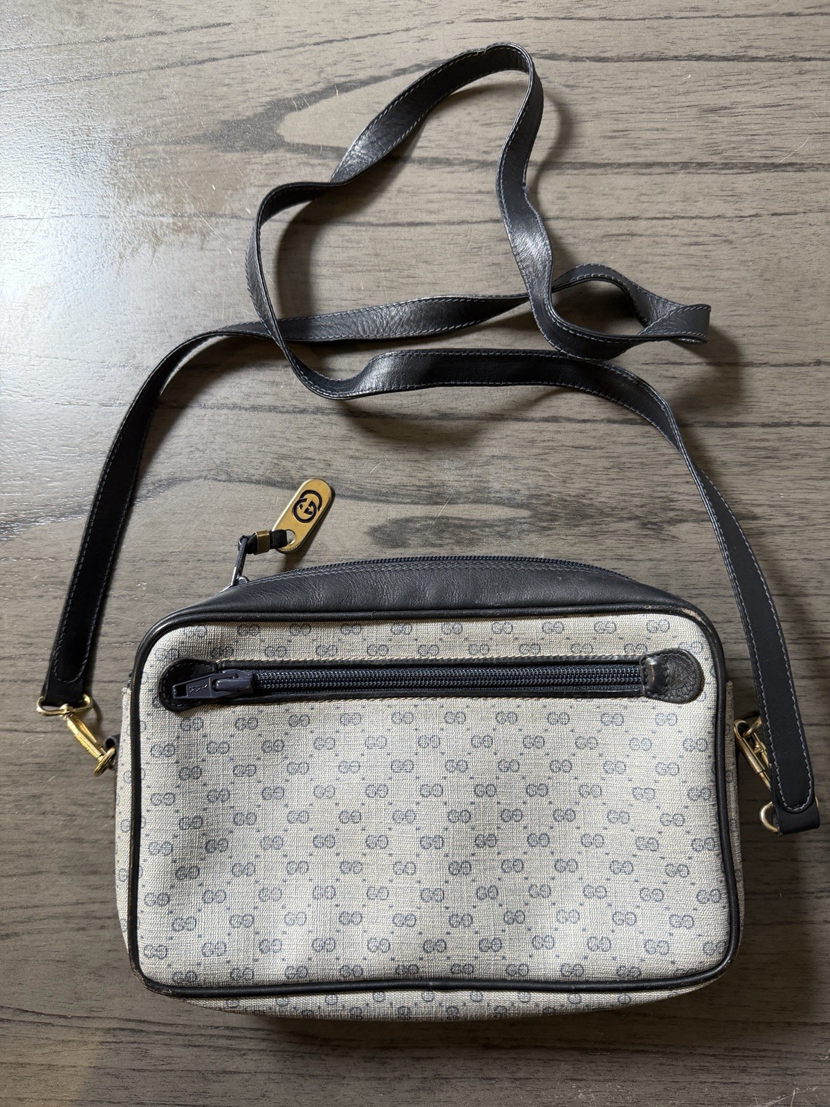 Vintage Gucci GG Monogram Shoulder Crossbody Bag 1980’s READ