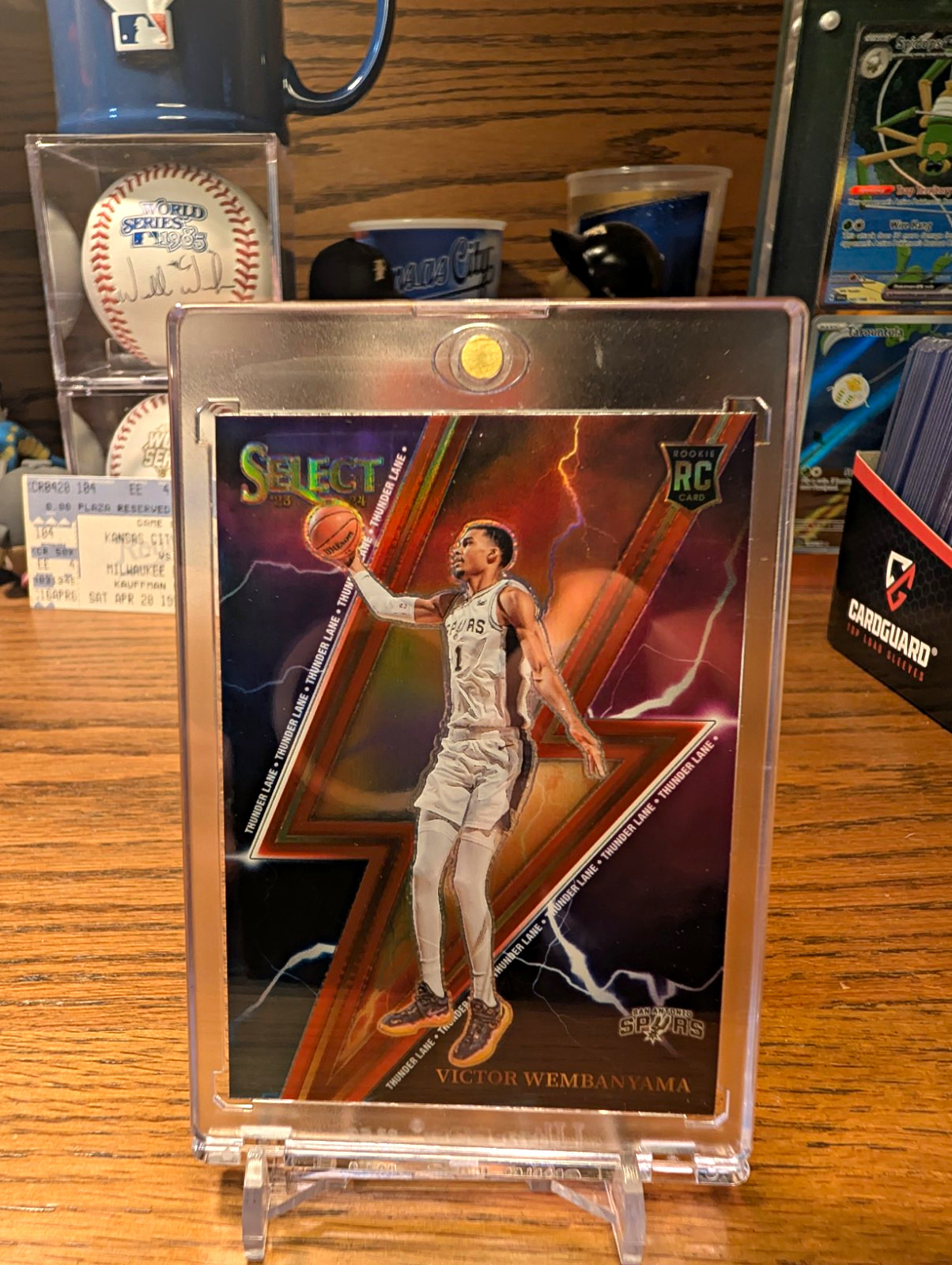 2023-24 Panini Select Thunder Lane Victor Wembanyama RC #5 Red Prizm Spurs