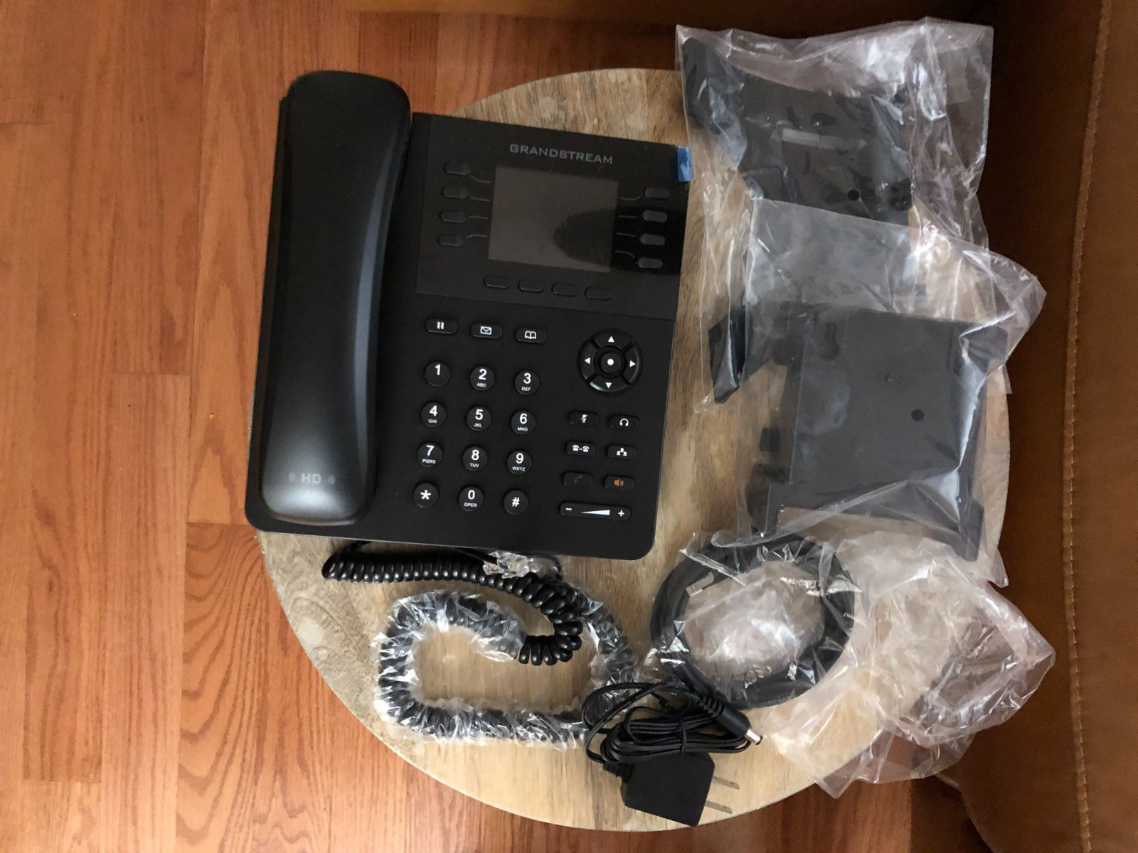 Grandstream GS-GXP2135 8 Line Enterprise IP Phone - New Without Box Grandstream GS-GXP2135 8 Line Enterprise IP Phone - New Without Box